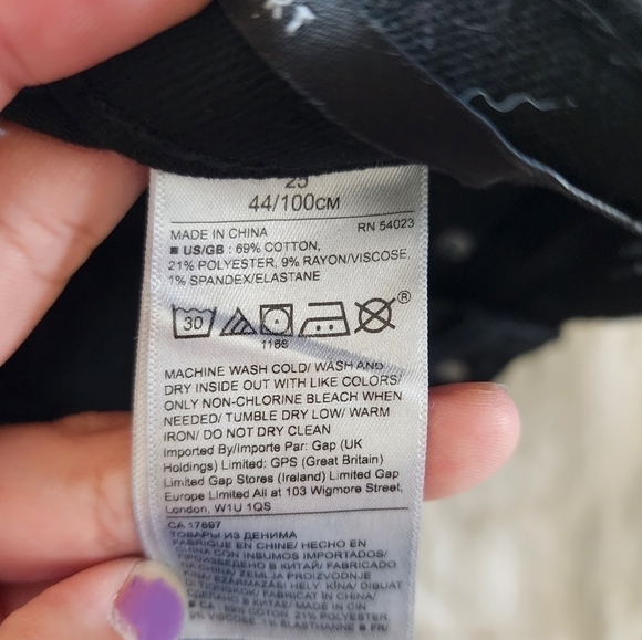 Banana Republic High-Rise Raw Hem 3" Short in Black NWT size 25 - Picture 5 of 6